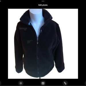 Patagonia Synchilla Women’s Black Jacket Size S Zip Up  Warm/Lightweight/Trendy
